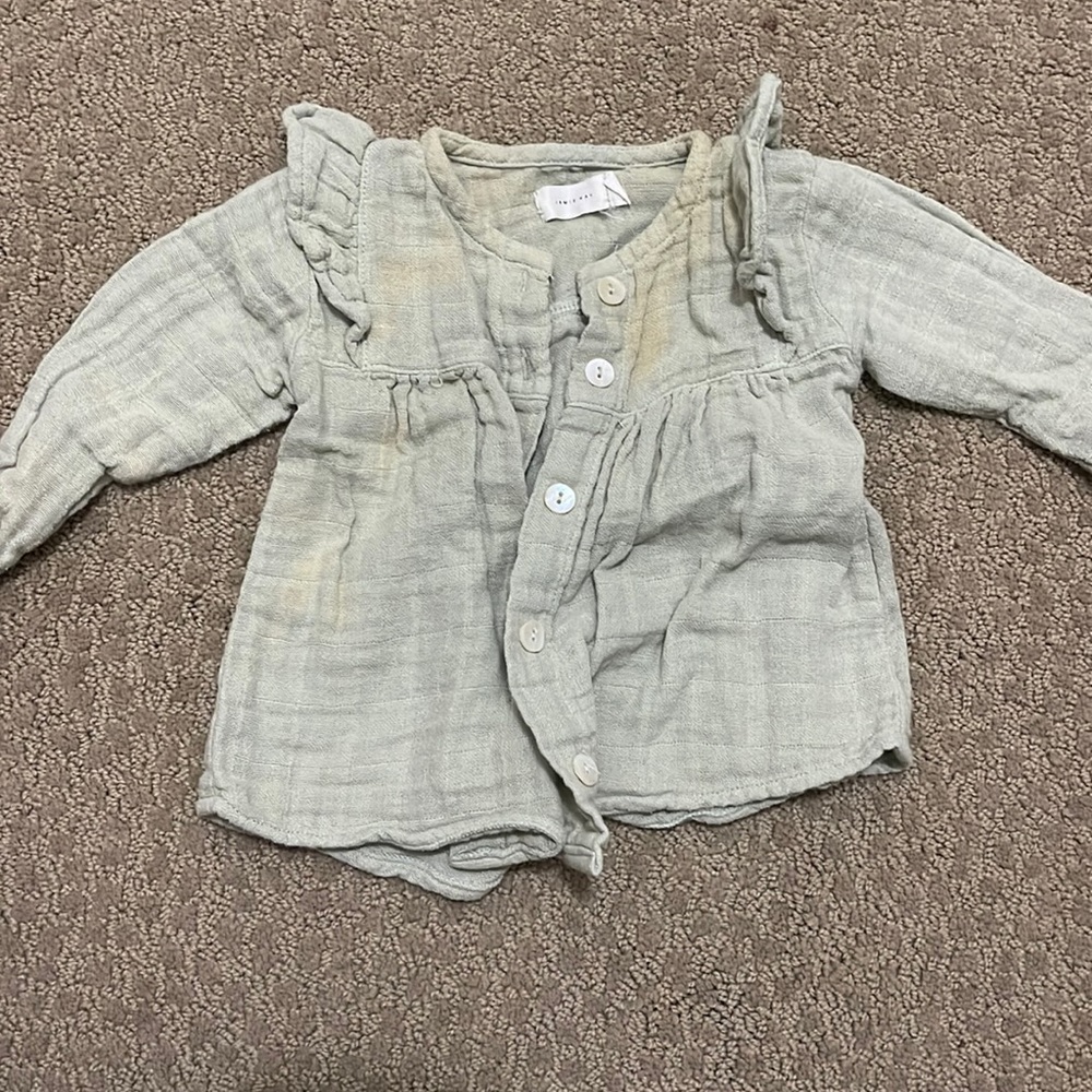 Jamie Kay linen top stains on collar and bottom right side